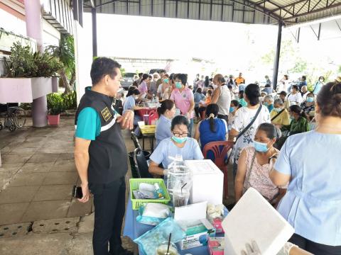 ฉีดวัคซีน ไข้หวัดใหญ่ รพ.สต.หนองแจง