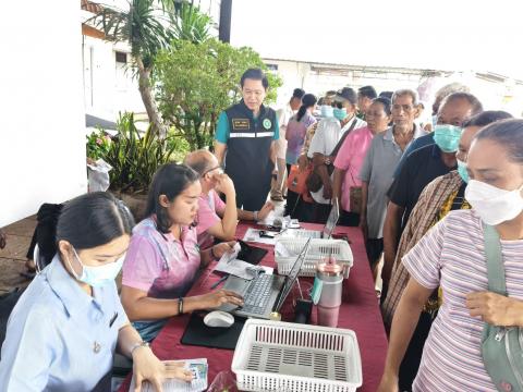 ฉีดวัคซีน ไข้หวัดใหญ่ รพ.สต.หนองแจง