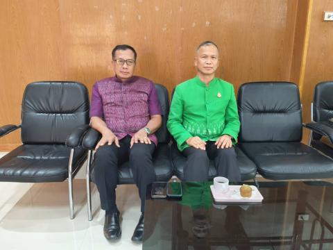 ร่วมพิธีเปิดต่อต้านยาเสพติดในสถานศึกษา