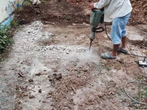 จัดสร้างที่จอดรถยนต์/รถมอเตอร์ไซค์ คลินิกแพทย์แผนไทย