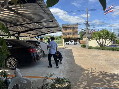 จัดสร้างที่จอดรถยนต์/รถมอเตอร์ไซค์ คลินิกแพทย์แผนไทย