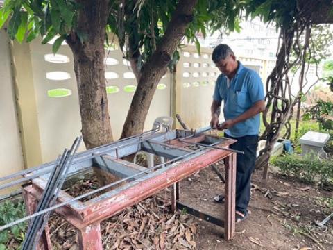 จัดสร้างที่จอดรถยนต์/รถมอเตอร์ไซค์ คลินิกแพทย์แผนไทย